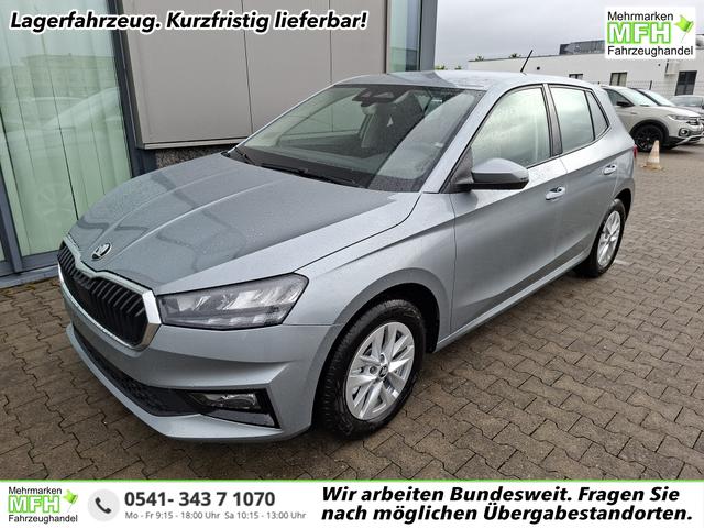 Skoda Fabia - Extra Plus 1.0 TSI 116PS, 5 Jahre Garantie, SMOKEY-SILBER METALLIC, CLIMATRONIC, BEHEIZTE FRONTSCHEIBE, SITZHEIZUNG, M-Lederlenkrad BEHEIZT, 15" ALU, Parksensoren hinten, R&uuml;ckfahrkamera, Infotainment 8", Virtual Cockpit, Tempomat, NSW, Wireless SmartLink