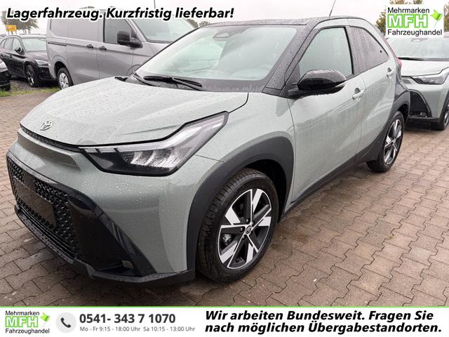 Toyota Aygo X - Pulse 1.5 Hybrid 115PS CVT/AUTOMATIK, 3 Jahre Garantie, 17" Alufelgen, Uni-Lackierung Tarragon /Dach schwarz, Privacy-Glas, Sitzheizung, R&uuml;ckfahrkamera, Klimaautomatik, Audiosystem 9" + Smartphone-Integration, Lederlenkrad, ACC, ZV mit Fernbedienung
