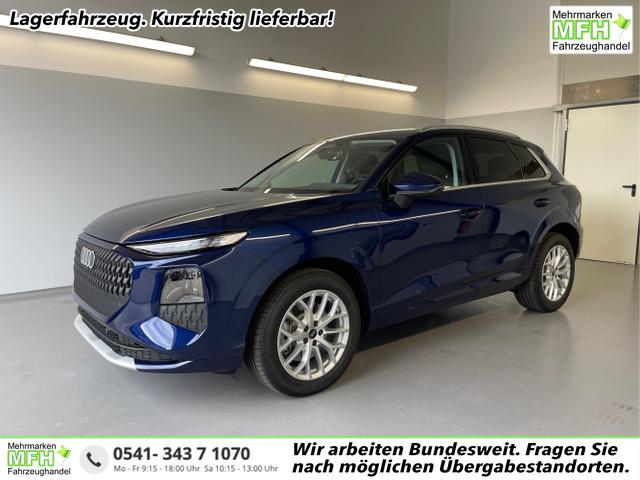Audi Q3 - NEU TFSI quattro Tech+AHK+LEDPlus+ACC+Kamera+Alu18+Volllack