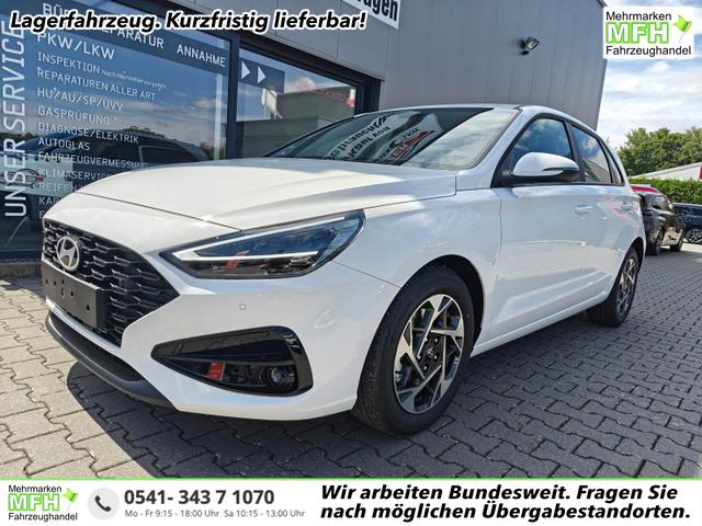 Hyundai i30 - Family HB 1.6 GO*Navi*LED*Shzg*Lhzg*PDC*Cam*16Zoll*