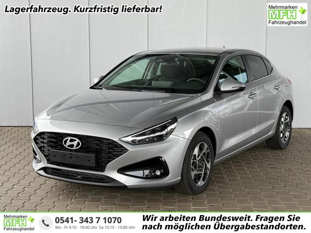 Hyundai i30 Fastback - E-Motion 1.5 T-GDi mHev / Navi PDC V.&H + Kamera LED m.Kurvenl./ Sitz Lenkradheizung Klimaautom./ Alu 16"
