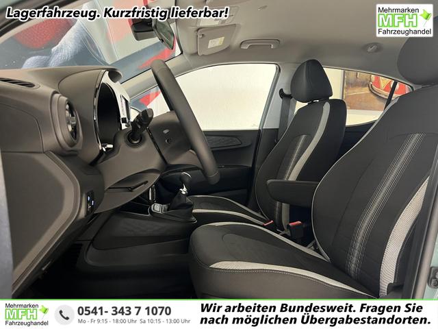 Hyundai i10 - GO+ 1.2 AMT 58 kW (79 PS) Klimaautomatik, Navigationssystem, Apple CarPlay & Android Auto, Sitzheizung, Lenkradheizung, Einparkhilfe hinten, R&uuml;ckfahrkamera, Privacy Glass, 15" Leichtmetallfelgen, uvm.