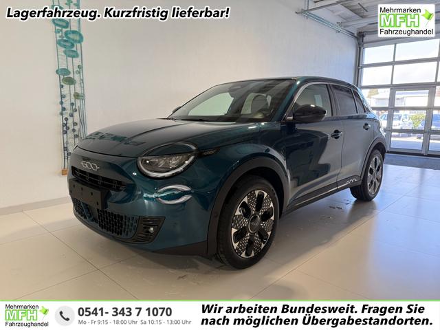 Fiat 600 - La Prima Hybrid 1.2 T3 107 kW (145 PS) DCT Klimaautomatik, Massagesitz, Sitzheizung, elektrisch verstellbarer Fahrersitz, Radio, DAB, Apple CarPlay, Android Auto, Navigationssystem, 18 Zoll Leichtmetallfelgen, uvm.