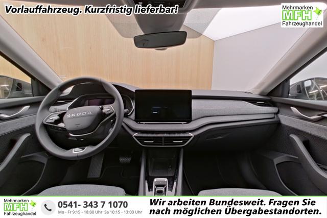 Skoda Octavia Combi - Selection DSG Selec Matrix HUD Nav ACC Kessy