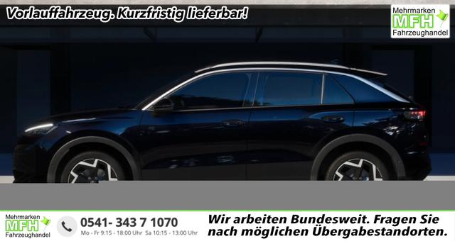 Volkswagen T-Roc - R-Line EasyO Nav 5JGar SHZ ParkAss+ PrivG