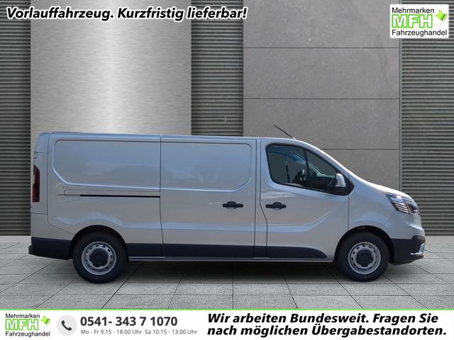 Renault Trafic - L2H1 3.0t AHK Holzboden PDC LED EXTRA dCi 170 AT9