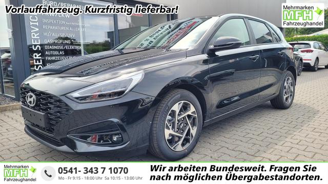 Hyundai i30 - Family HB 1.6 GO*Navi*LED*Shzg*Lhzg*PDC*Cam*16Zoll*
