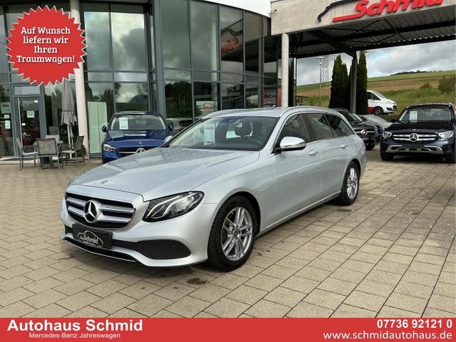 Mercedes-Benz E-Klasse T-Modell - E 220 d Avantgarde, Fahrassistenz-Pak., Kamera, Navi, 8 fach Bereifung, Totwinkel,