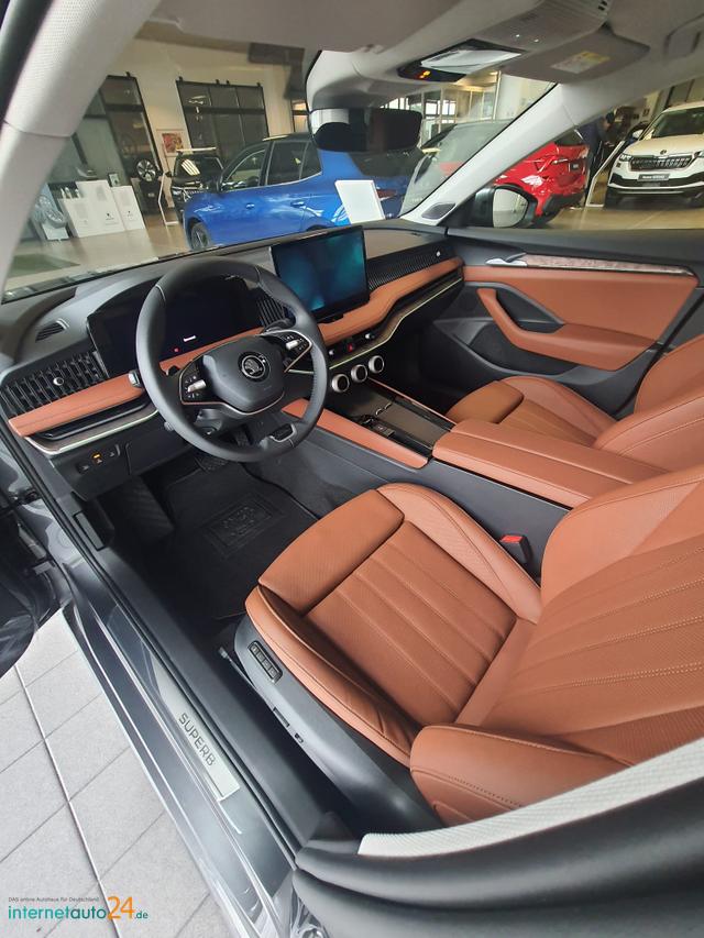 Skoda Superb Combi Style 1.5 TSI m-HEV Mild Hybrid 110 kW 7 Gang DSG 