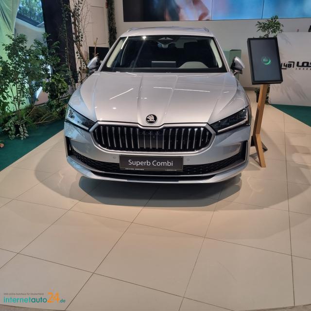 Skoda Superb Combi Style 1.5 TSI m-HEV Mild Hybrid 110 kW 7 Gang DSG 