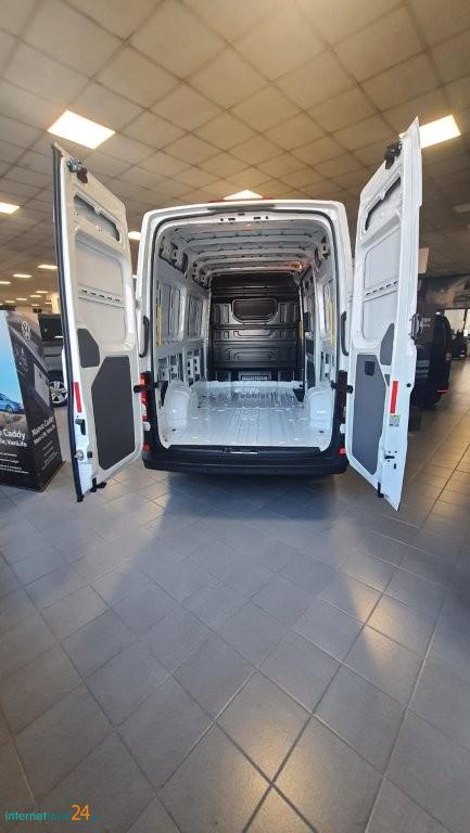 Volkswagen Crafter Kastenwagen 35 L3H3 2.0 TDI SCR 103 kW 6-Gang , Klimaanlage ,5 Jahre Werksgarantie, Hochdach-kann gegen Minderpreis abgewählt werden- siehe Zusatzausstattungen 