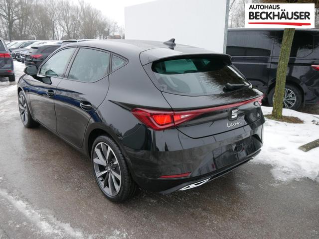 Seat Leon FR 1.5 eTSI DSG*RFK*TEMPOMAT*NAVI*KEYLESS-GO*SHZ*3-ZONE KLIMAAUTOMATIK* 