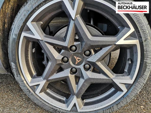 Cupra Leon Sportstourer 2.0 TSI 245 kW 4Drive VZ Kombi 2.0TSI DSG 4x4 AHK ABT GV5 Matrix el. Hk Pano Navi Sound 