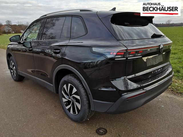 Volkswagen Tiguan 2.0 TDI 110 kW Life Pano IQ LED Head GV5 AHK 360 
