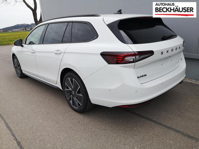 Skoda Superb Combi 1.5 TSI iV 150 kW Sportline Kombi Head Up Pano AHK GV5 