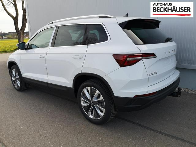 Skoda Karoq Selection 2.0 TDI DSG 4x4 GV5 AHK 18 Ladeb 