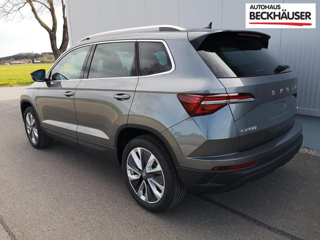 Skoda Karoq Selection 2.0 TDI DSG 4x4 GV5 AHK 18 Ladeb 