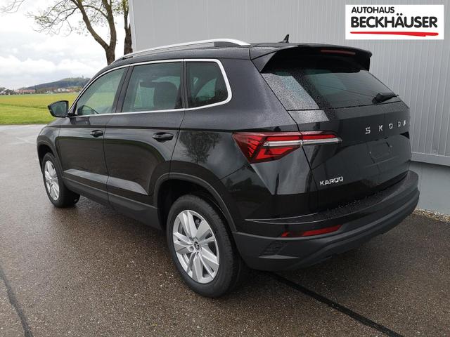 Skoda Karoq Selection 1.5 TSI DSG GV5 AHK 17 Ladeb 