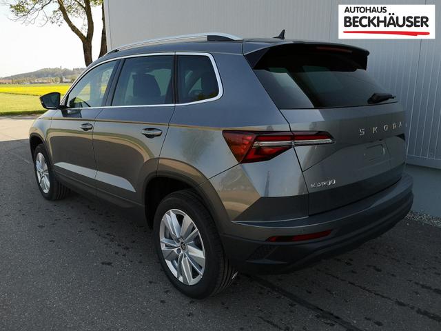Skoda Karoq Selection 1.5 TSI DSG GV5 AHK 17 Ladeb 