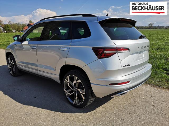 Skoda Karoq Sportline 2.0TDI DSG 4x4 AHK Matrix Leder 19 Zoll 