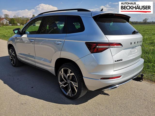 Skoda Karoq Sportline 2.0TDI DSG 4x4 AHK Matrix Leder 19 Zoll 