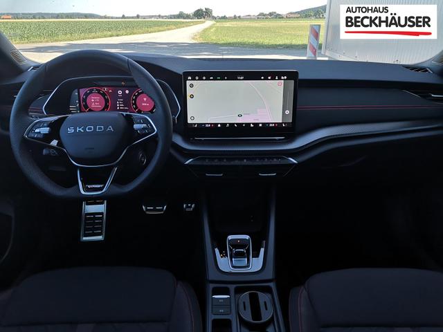 Skoda Octavia Combi 2.0 TSI 195 kW RS Kombi ABT 2.0TSI Pano Matrix Area AHK Sound GV5 