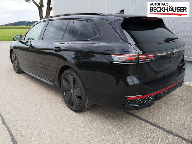 Volkswagen Passat Variant 2.0 TDI 142 kW 4Motion R-Line DSG Pano 19 Zoll Head Up AHK Navi 