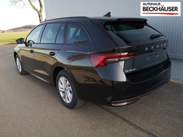 Skoda Octavia Combi 2.0 TDI 110 kW Selection Kombi DSG AHK Navi GV5 