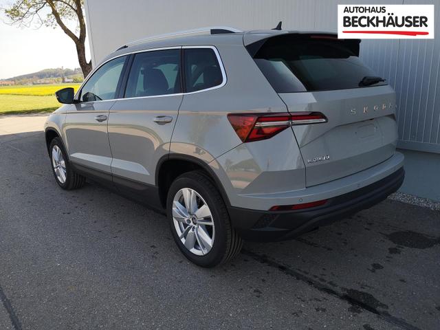 Skoda Karoq Selection 2.0 TDI DSG GV5 AHK 17 