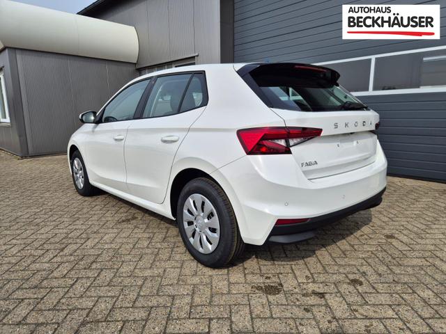 Skoda Fabia 1.0 TSI 95PS Selection 5-t&uuml;rig R&uuml;ckf.Kamera Parksensoren Sitzheizung Multifunktionslenkrad Klima Skoda-Radio Bluetooth Touchscreen Tempomat Nebelsch. Apple CarPlay + Android Auto 