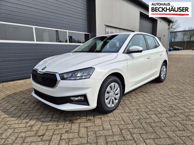 Skoda Fabia 1.0 TSI 95PS Selection 5-t&uuml;rig R&uuml;ckf.Kamera Parksensoren Sitzheizung Multifunktionslenkrad Klima Skoda-Radio Bluetooth Touchscreen Tempomat Nebelsch. Apple CarPlay + Android Auto 