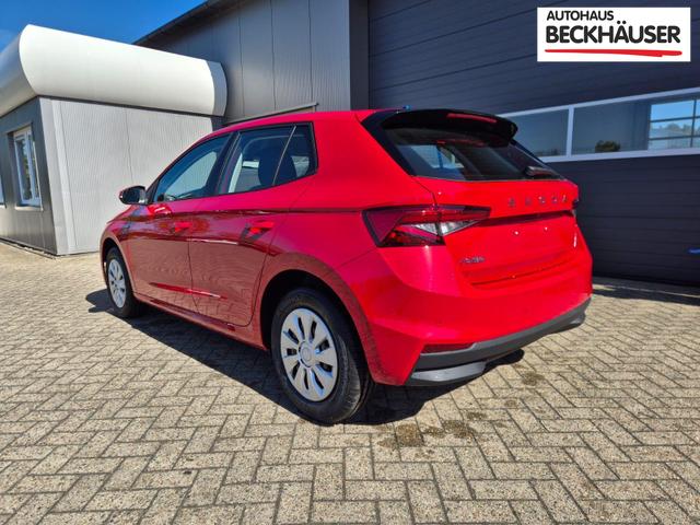 Skoda Fabia 1.0 TSI 95PS Selection 5-t&uuml;rig R&uuml;ckf.Kamera Parksensoren Sitzheizung Multifunktionslenkrad Klima Skoda-Radio Bluetooth Touchscreen Tempomat Nebelsch. Apple CarPlay + Android Auto 