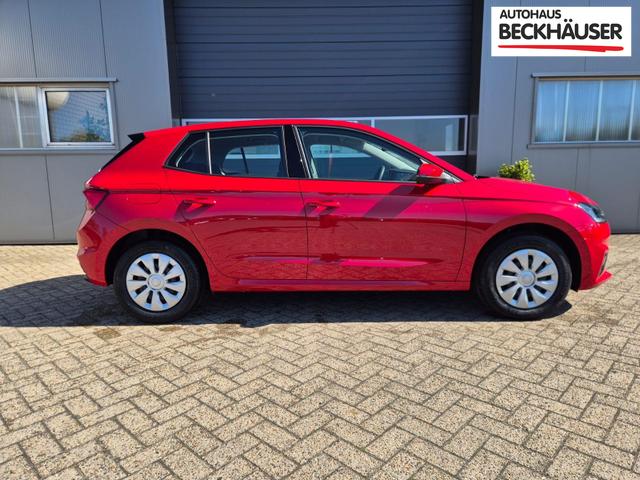 Skoda Fabia 1.0 TSI 95PS Selection 5-t&uuml;rig R&uuml;ckf.Kamera Parksensoren Sitzheizung Multifunktionslenkrad Klima Skoda-Radio Bluetooth Touchscreen Tempomat Nebelsch. Apple CarPlay + Android Auto 
