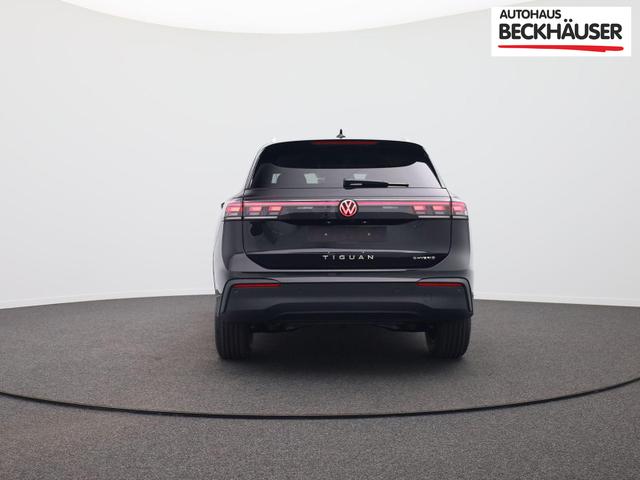 Volkswagen Tiguan Life 1,5 l eHybrid OPF 204PS DSG elekt.AHK Design Paket LED-Plus-Scheinw. elektr. Heckklappe Sitzheizung Lenkradheizung R&uuml;ckf.Kamera Klimaautomatik VW-Radio Bluetooth wireless Apple CarPlay + Android Auto PDC v+h ACC 2xKeyless Digital Cockpit 