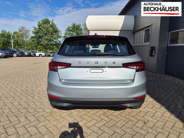 Skoda Fabia 1.0 TSI 95PS Selection 5-t&uuml;rig R&uuml;ckf.Kamera Parksensoren Sitzheizung Multifunktionslenkrad Klima Skoda-Radio Bluetooth Touchscreen Tempomat Nebelsch. Apple CarPlay + Android Auto 