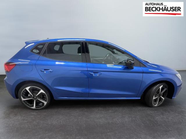 Beispielbilder, ggf. teilweise mit Sonderausstattung