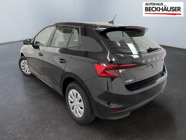 Beispielbilder, ggf. teilweise mit Sonderausstattung