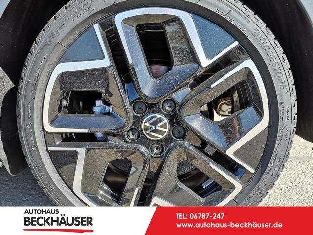 Volkswagen Golf - 2.0 TDI 110 kW R-Line DSG 18 Zoll Kamera ACC Park Assist Pro