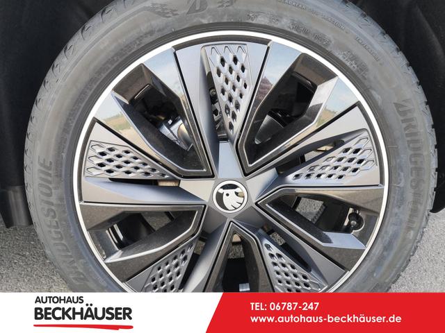 Skoda Karoq - Sportline 2.0TDI DSG 4x4 AHK Matrix Navi ACC