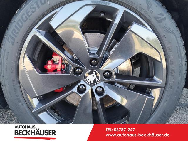 Skoda Octavia Combi - 2.0 TSI 195 kW RS Kombi 2.0TSI Pano Matrix Area AHK Sound GV5