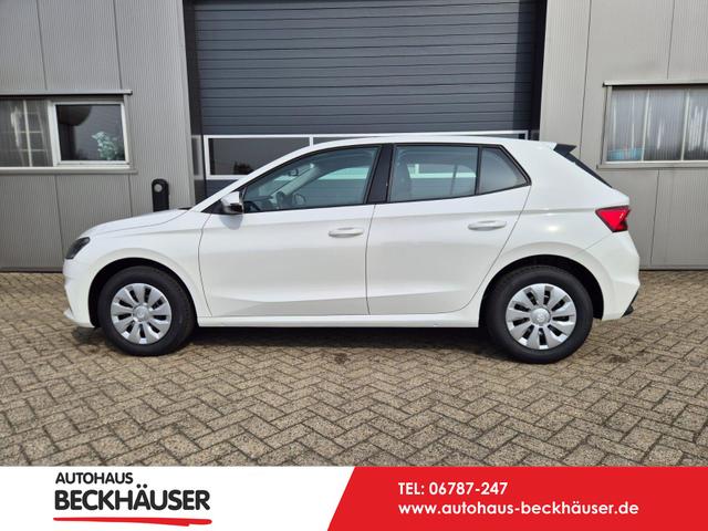 Skoda Fabia - 1.0 TSI 95PS Selection 5-t&uuml;rig R&uuml;ckf.Kamera Parksensoren Sitzheizung Multifunktionslenkrad Klima Skoda-Radio Bluetooth Touchscreen Tempomat Nebelsch. Apple CarPlay + Android Auto