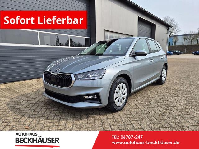 Skoda Fabia - 1.0 TSI 95PS Selection 5-t&uuml;rig R&uuml;ckf.Kamera Parksensoren Sitzheizung Multifunktionslenkrad Klima Skoda-Radio Bluetooth Touchscreen Tempomat Nebelsch. Apple CarPlay + Android Auto