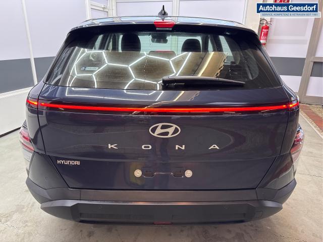 Hyundai / KONA / Blau / / / NAVI KLIMAAUTOMATIK PDC v+h RFK