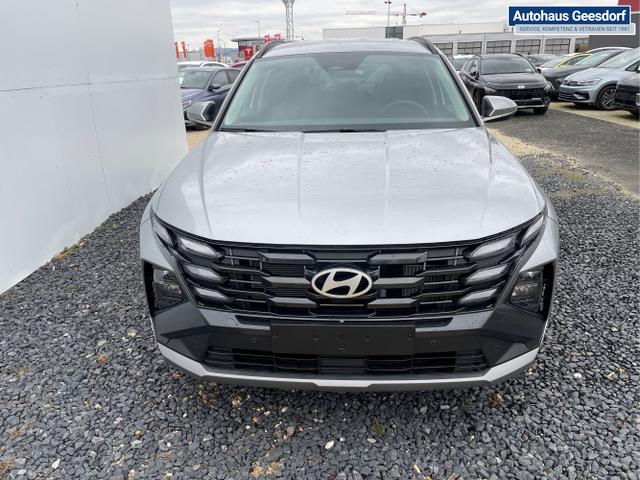 Hyundai / TUCSON FACELIFT / Weiß / / / 