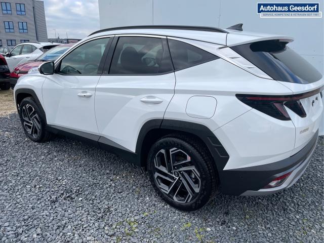 Hyundai / TUCSON FACELIFT / Weiß / / / 