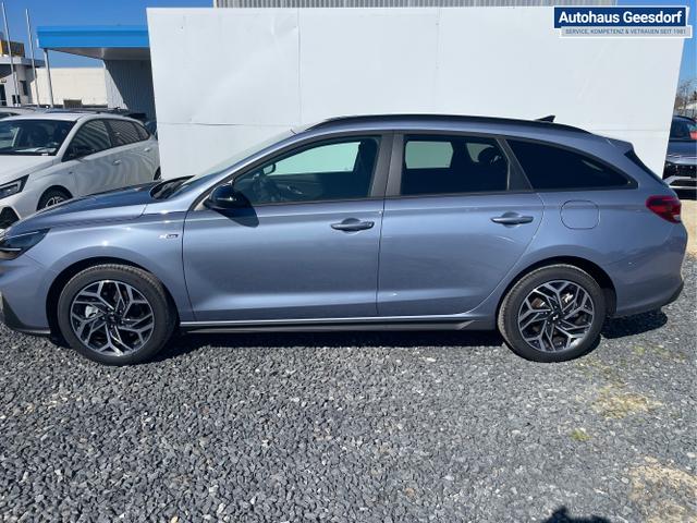 Hyundai / i30 / Weiß / / / 