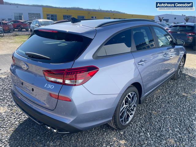 Hyundai / i30 / Weiß / / / 