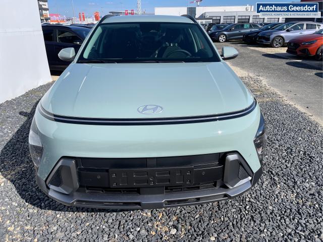 Hyundai / KONA / Weiß / / / 