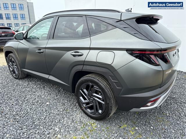 Hyundai / TUCSON FACELIFT / Weiß / / / 