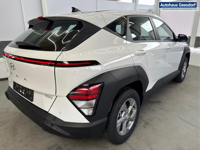 Hyundai / KONA / Weiß / / / DCT ACC NAVI RFK Smart Key